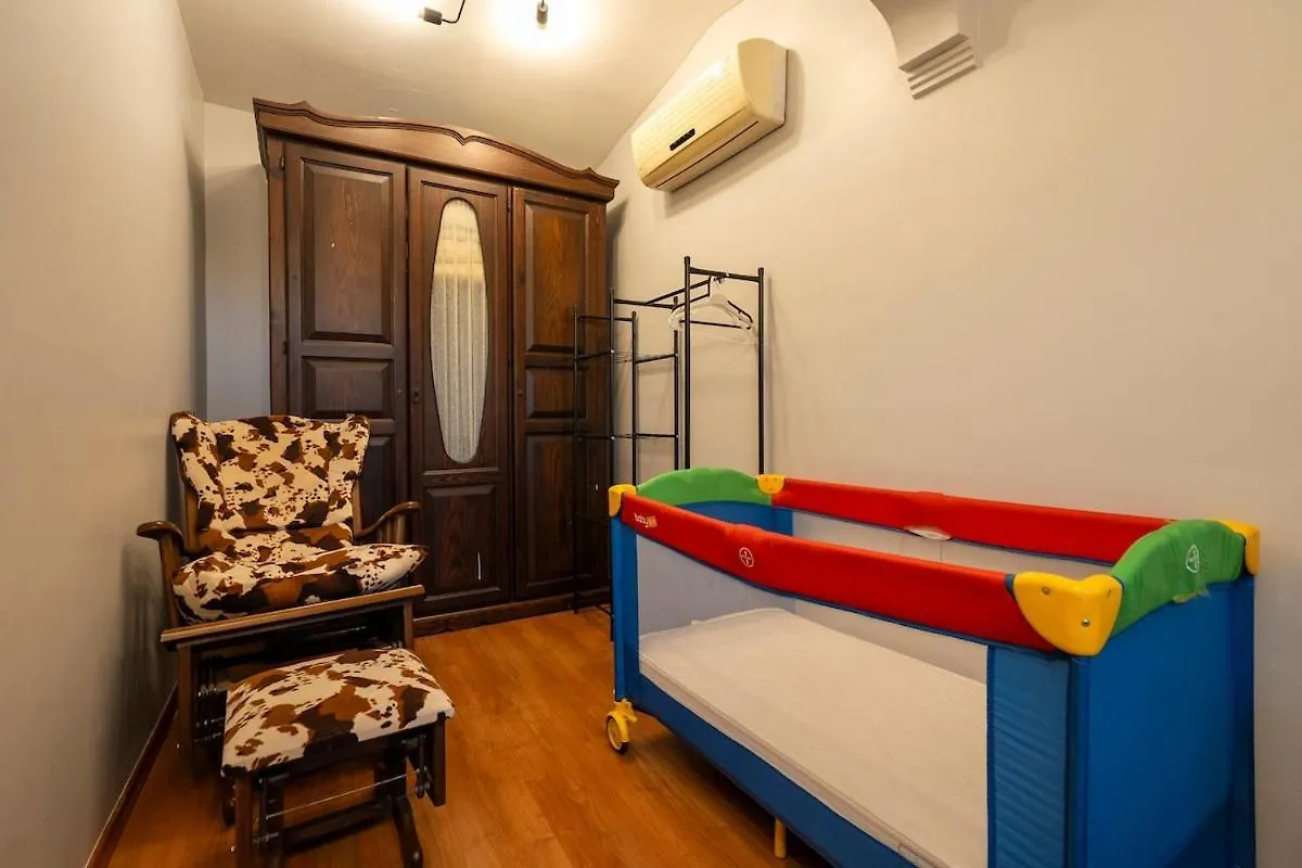 Bosphorus View 5Br Duplex Apartment Istanbul